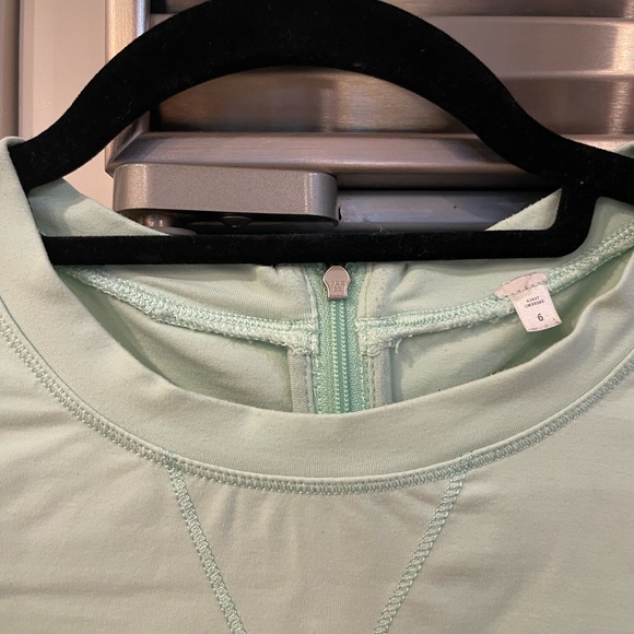 Lululemon Mint Green Pullover/Sweatshirt/Top Size 6 - Picture 2 of 9
